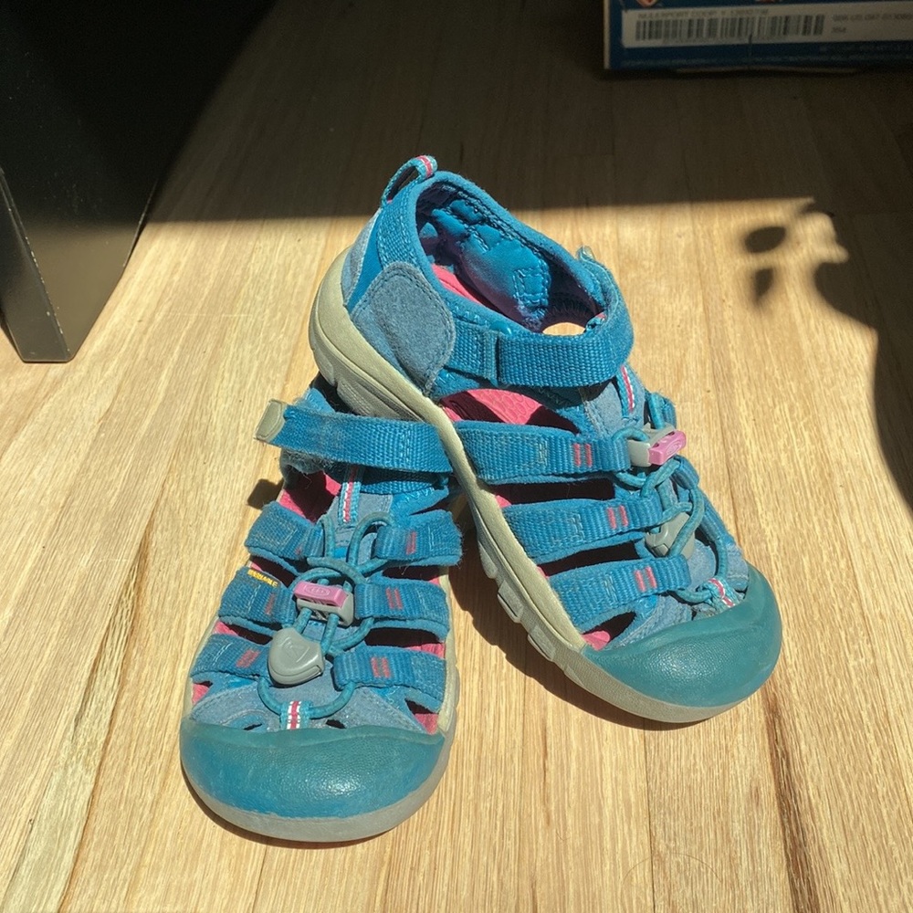 Keen Pink Blue Sandals